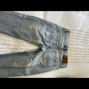 Men’s RVCA light wash jeans